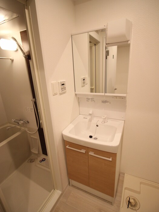 物件内観写真11　(洗面)