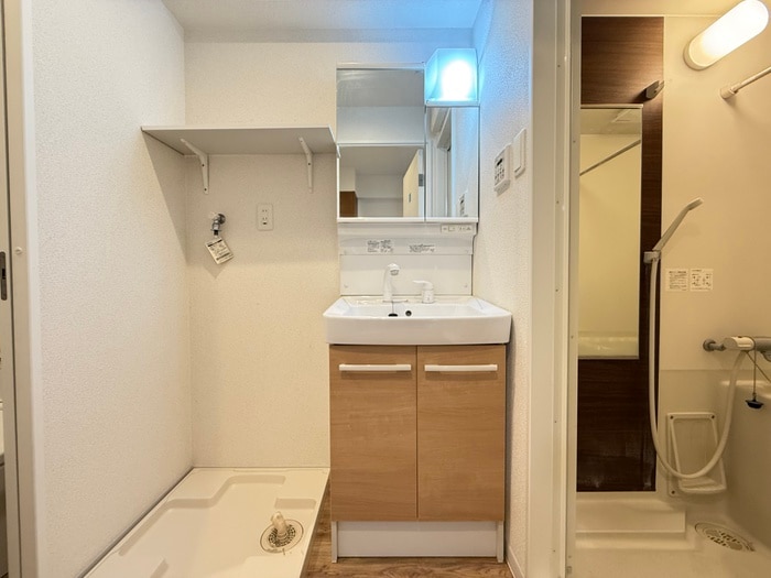 物件内観写真11　(洗面)