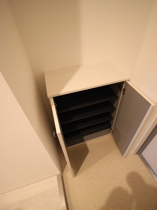 物件内観写真18　(靴箱)