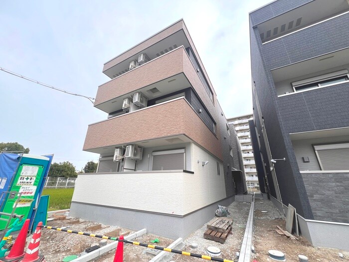 物件外観写真2　(外観写真)