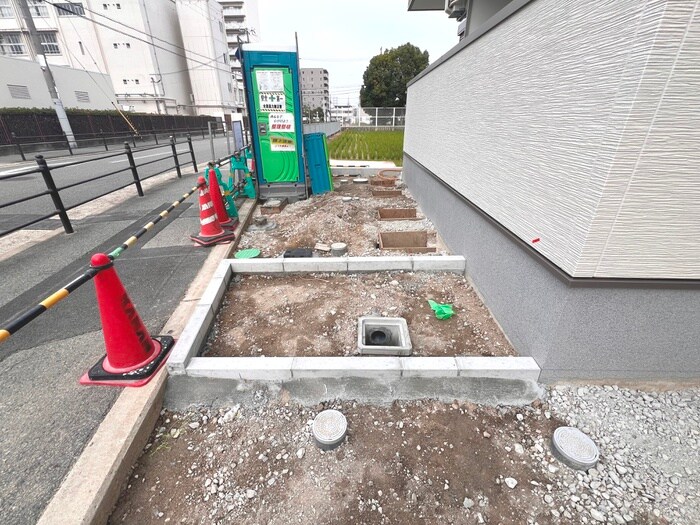 物件外観写真5　(建築中)