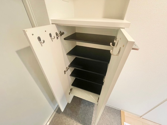 物件内観写真18　(靴箱)