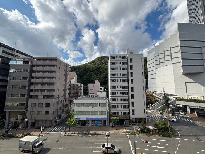 物件内観写真15　(室内からの展望)