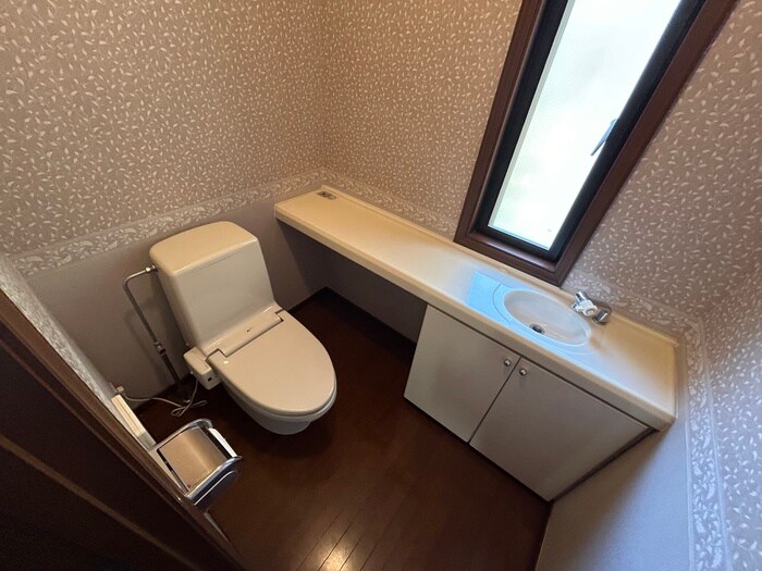 物件内観写真14　(トイレ)