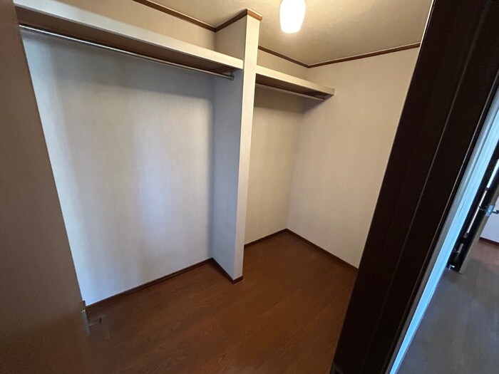 物件内観写真17　(収納)