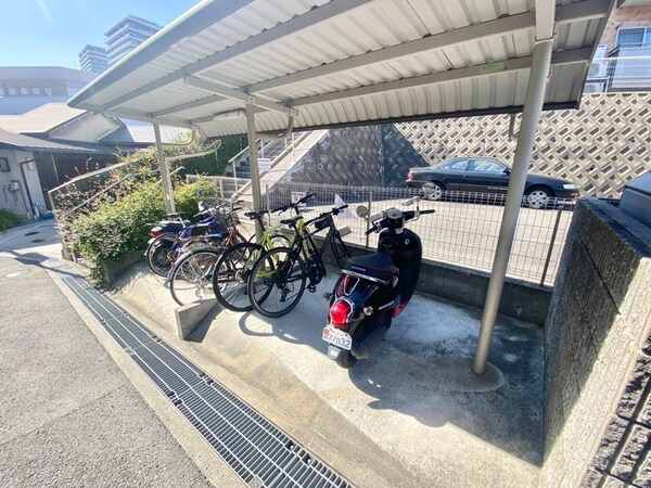 駐輪場