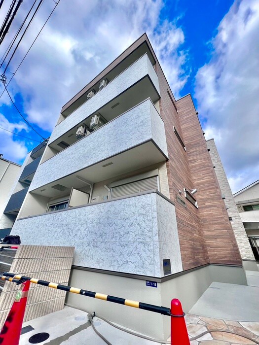 物件外観写真1　(外観写真)