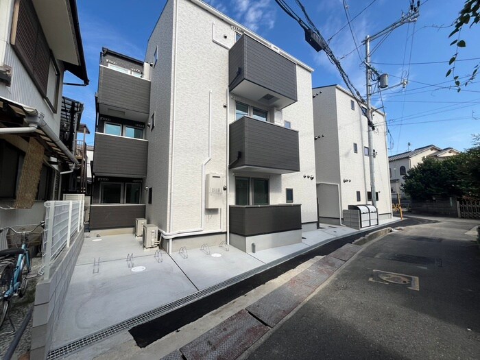 物件外観写真2　(外観写真)