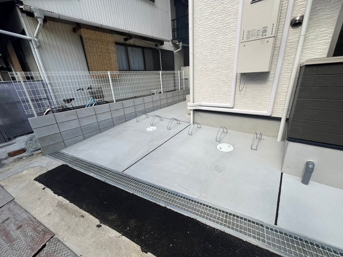 物件外観写真4　(駐輪場)