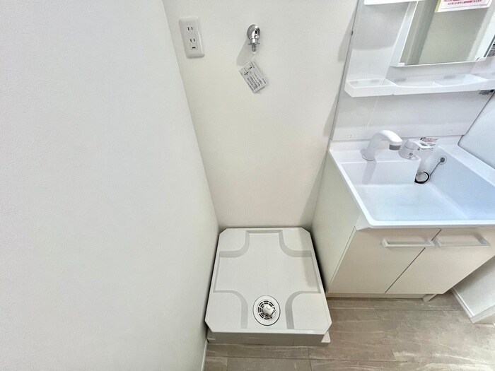 物件内観写真11　(洗濯機置場)