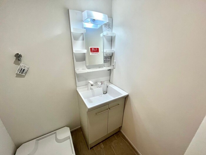 物件内観写真12　(洗面)