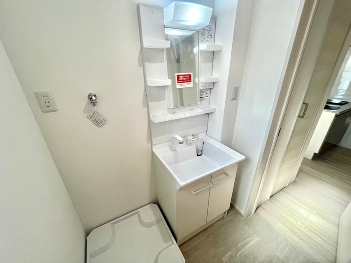 物件内観写真12　(洗面)