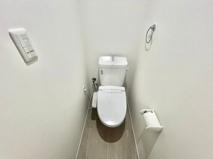 物件内観写真14　(トイレ)