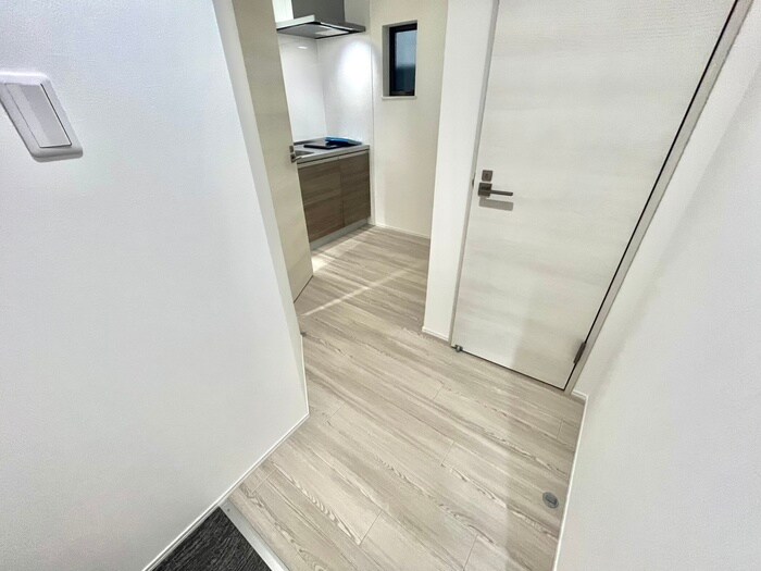 物件内観写真21　(廊下)