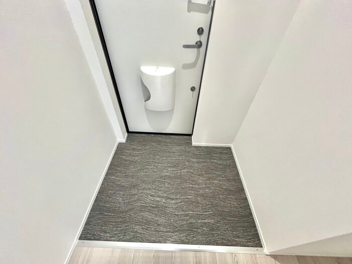 物件内観写真22　(玄関)