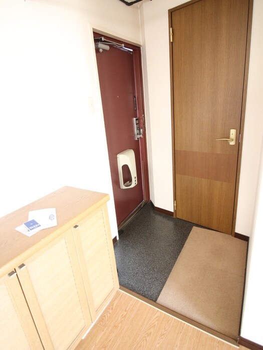 物件内観写真12　(靴箱)