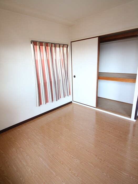 物件内観写真21　(居室)