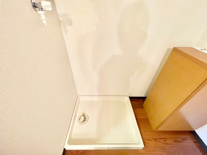 物件内観写真13　(洗濯機置場)