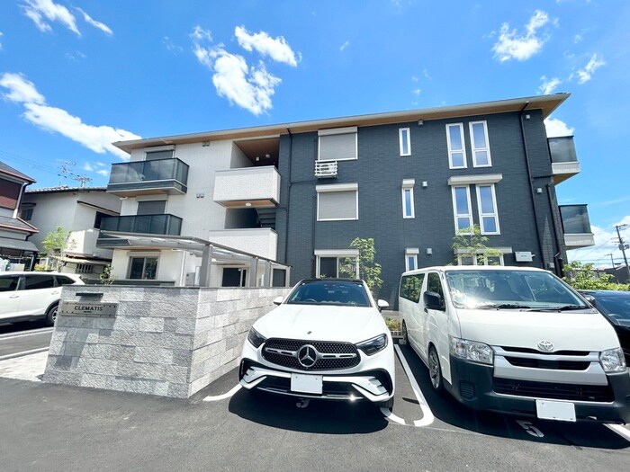 物件外観写真2　(外観写真)