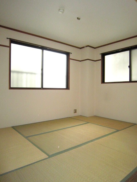 物件内観写真9　(居室)