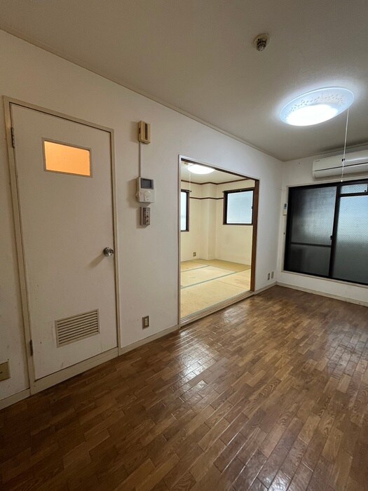 物件内観写真19　(居室)