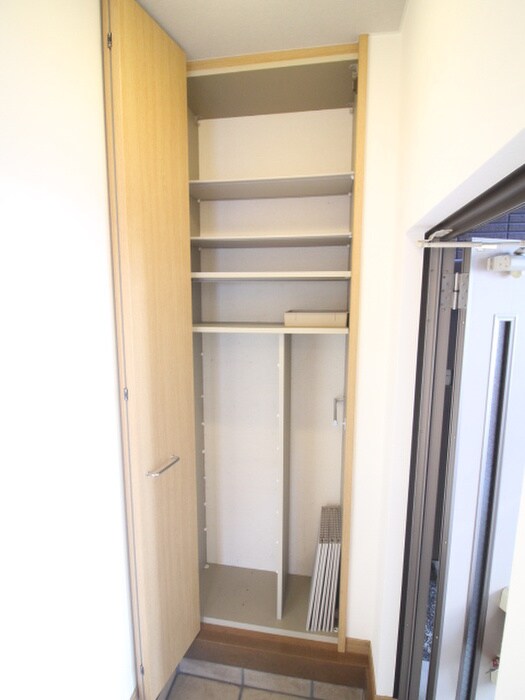 物件内観写真17　(靴箱)