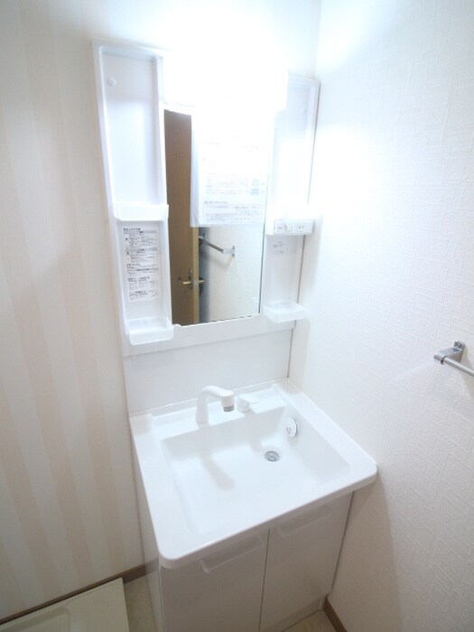 物件内観写真18　(洗面)