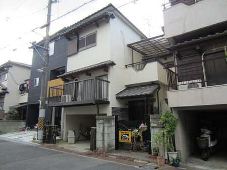 山田貸家外観写真