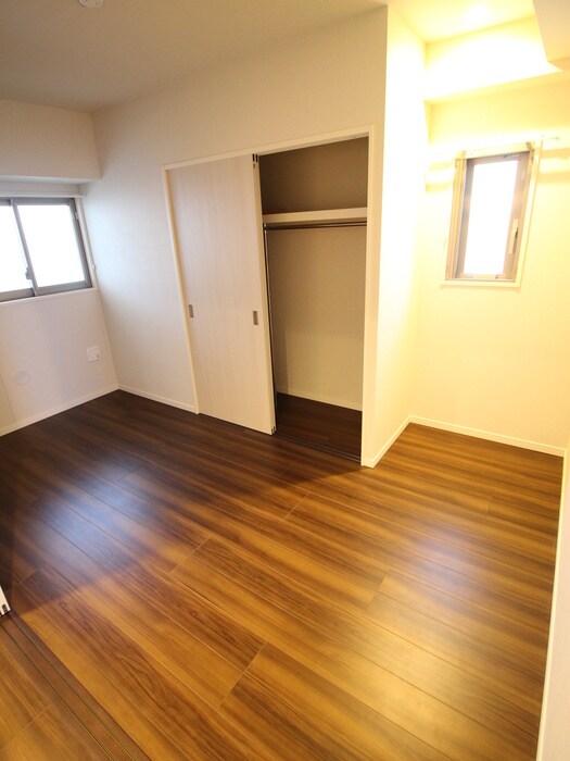 物件内観写真9　(居室)