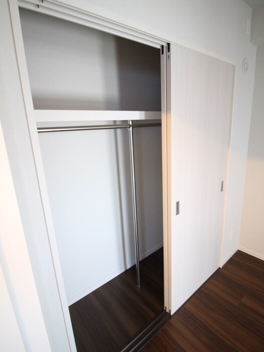 物件内観写真11　(収納)