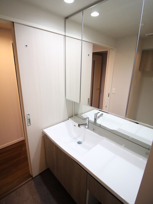 物件内観写真13　(洗面)