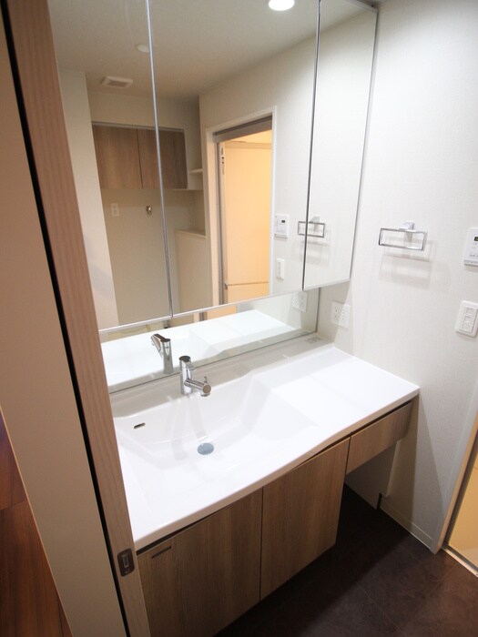 物件内観写真22　(洗面)