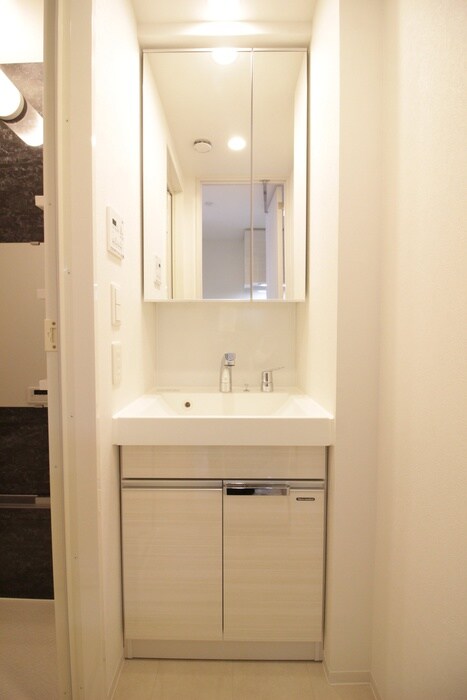 物件内観写真11　(洗面)