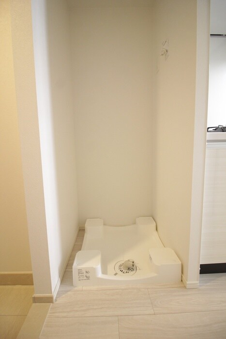 物件内観写真22　(洗濯機置場)