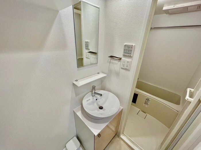 物件内観写真11　(洗面)