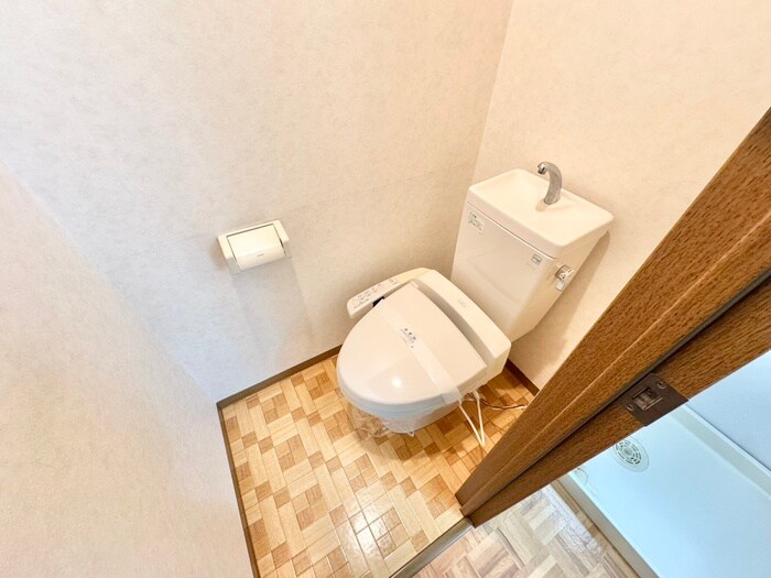 物件内観写真12　(トイレ)