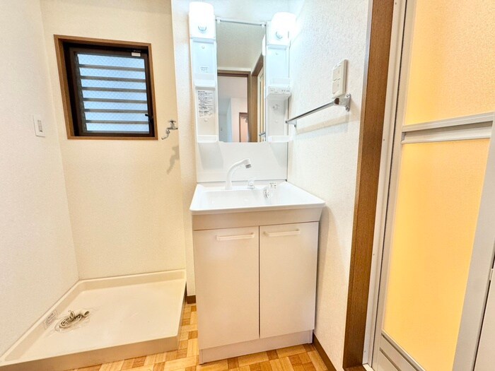 物件内観写真13　(洗面)