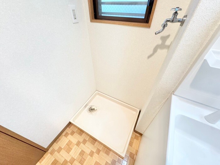 物件内観写真19　(洗濯機置場)