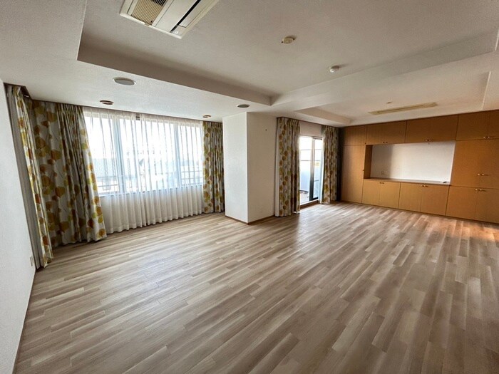 物件内観写真13　(居室)