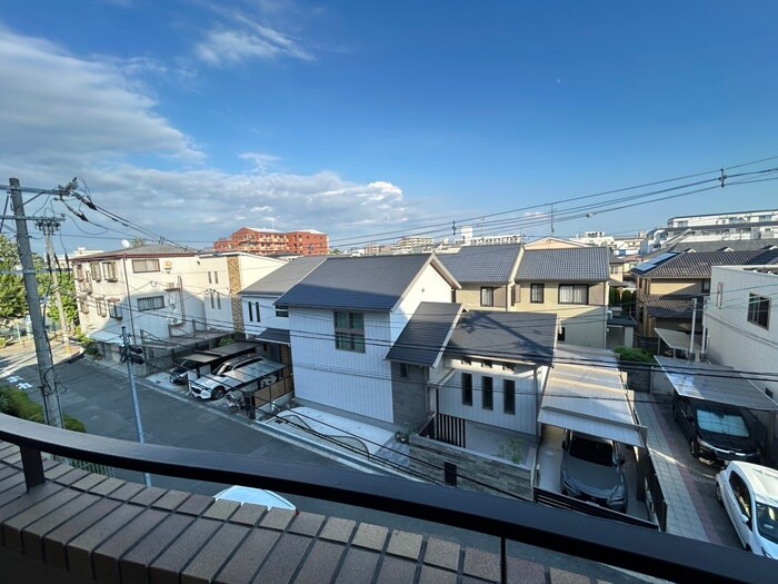 物件内観写真22　(室内からの展望)