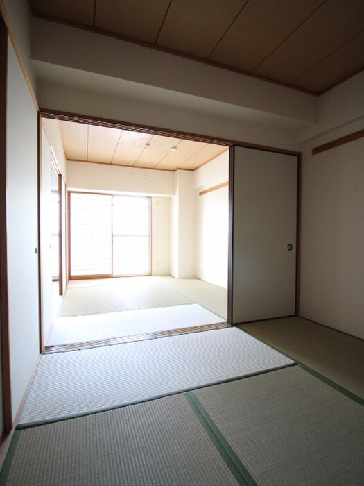 物件内観写真11　(居室)