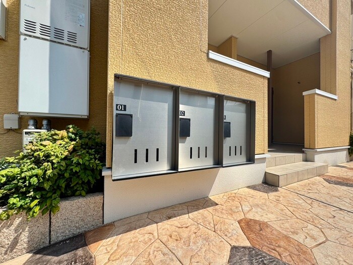 物件外観写真3　(その他)