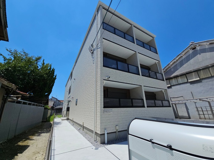 コラッジオ本町