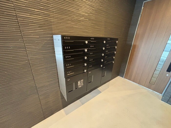 物件外観写真6　(建物設備)