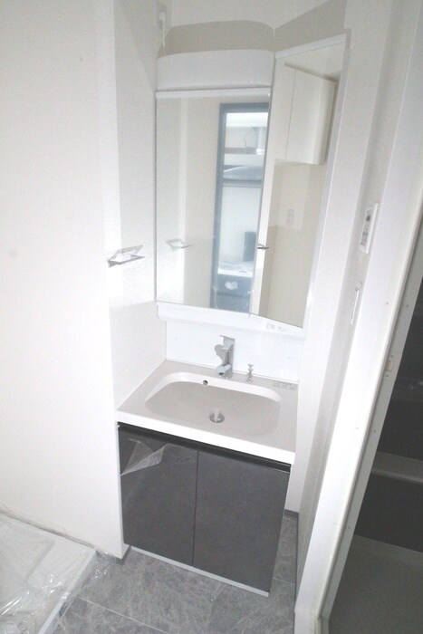 物件内観写真9　(洗面)