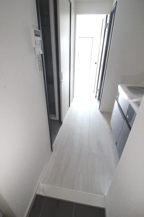 物件内観写真18　(廊下)