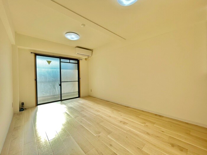 物件内観写真13　(居室)