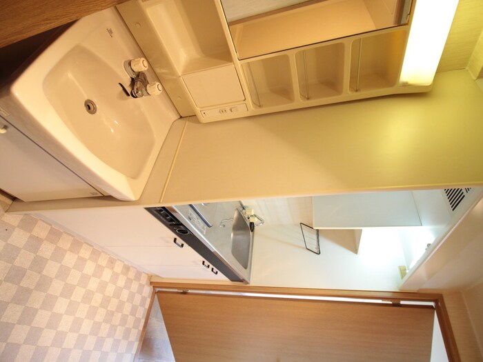 物件内観写真18　(廊下)