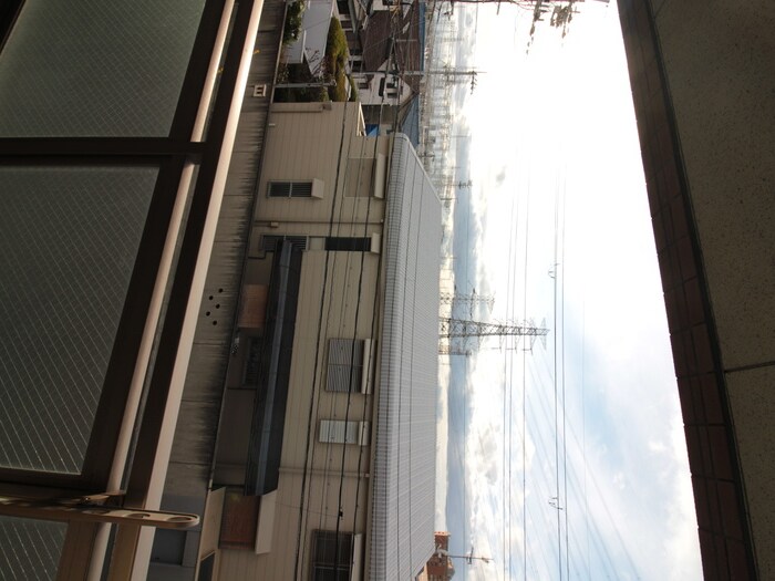 物件内観写真21　(室内からの展望)