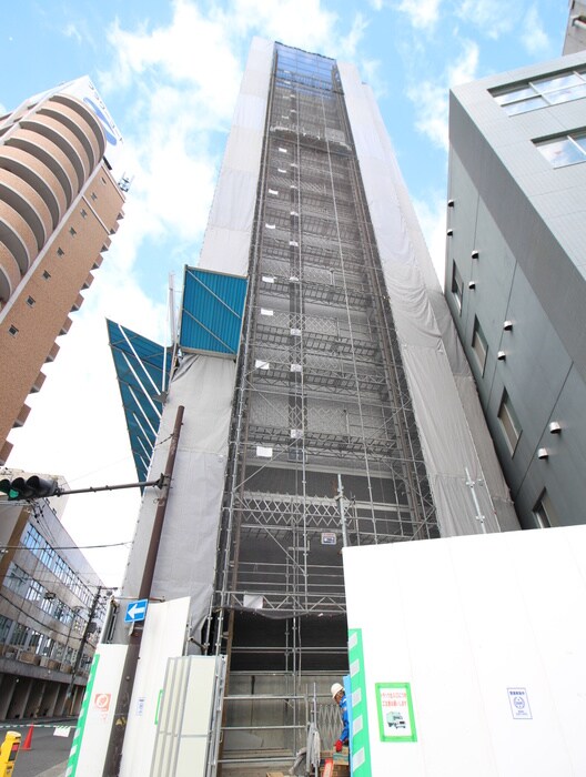 物件外観写真3　(建築中)